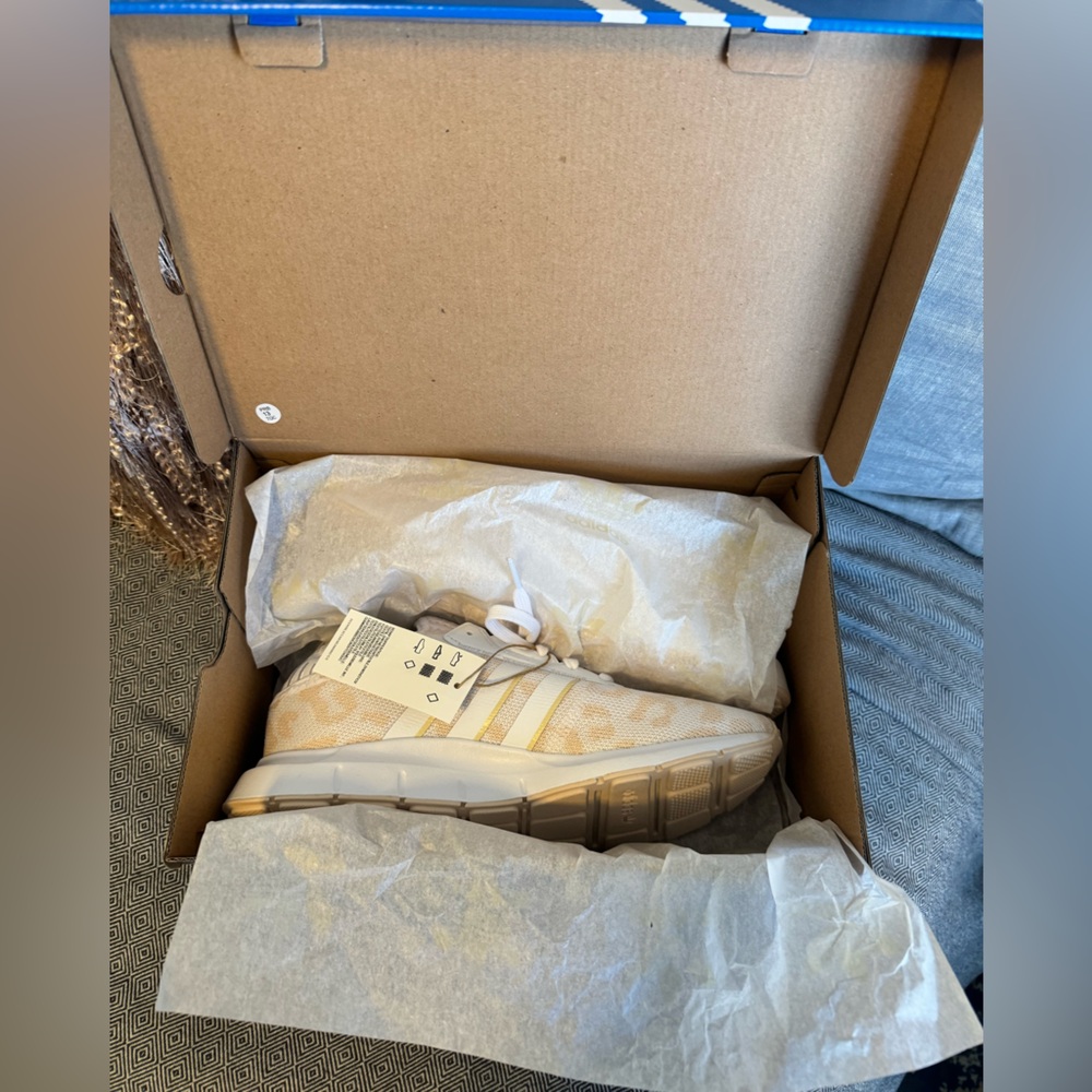 Adidas swift run sneakers - Picture 6 of 6